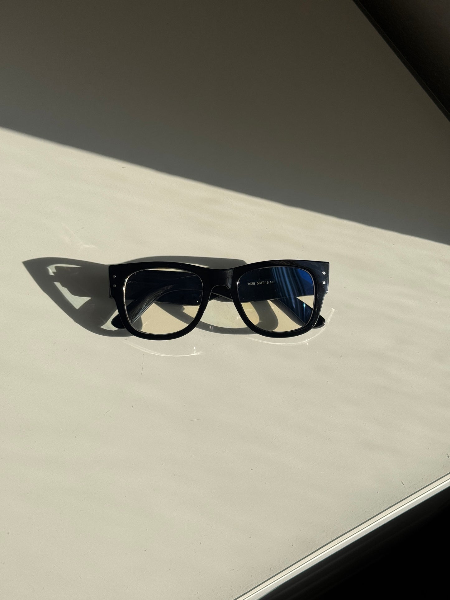 Doc Siyah Mavi Işık Filtreli Gözlük