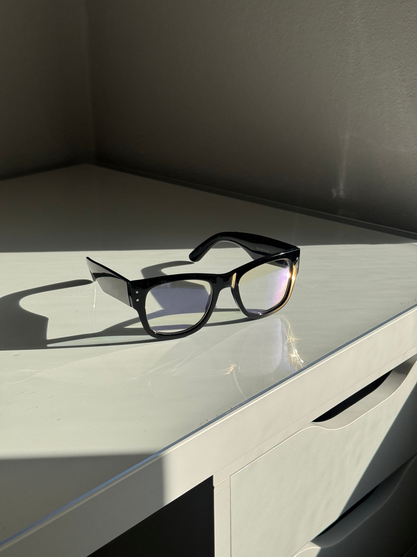 Doc Siyah Mavi Işık Filtreli Gözlük