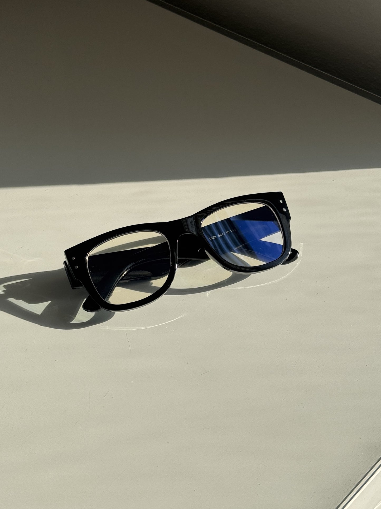 Doc Siyah Mavi Işık Filtreli Gözlük